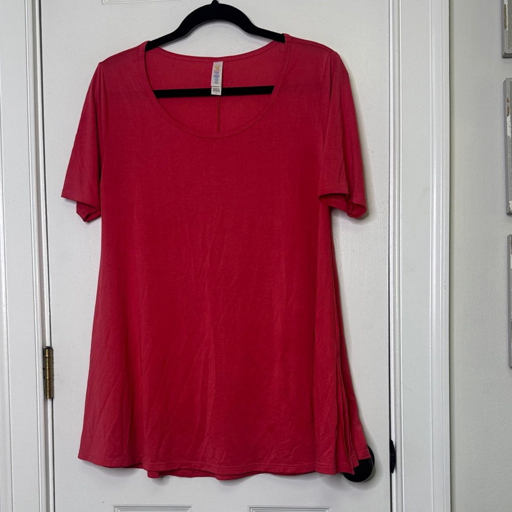 🌸 LuLaRoe Pink Swing Tunic Top Size Small